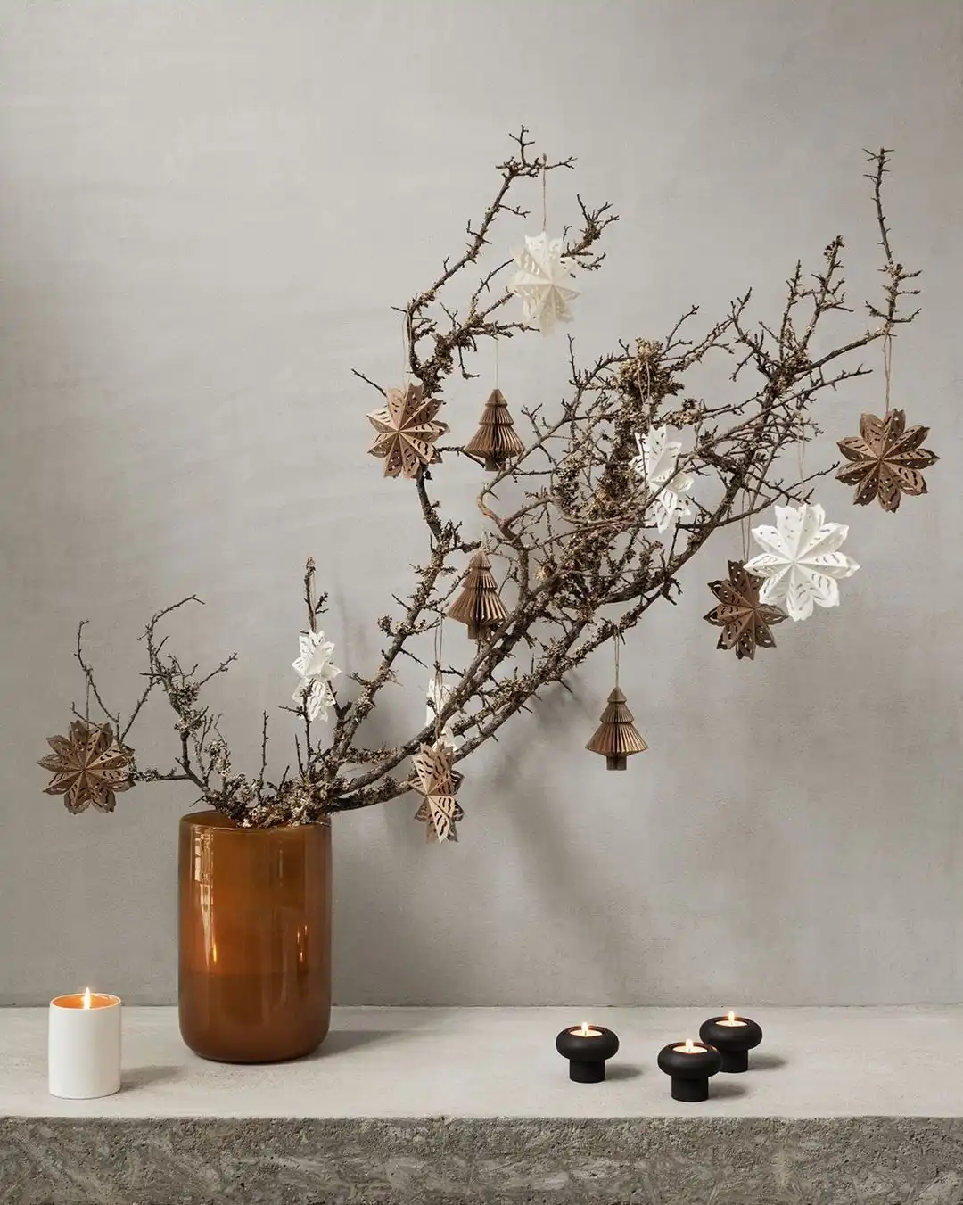 H & M Home decor store