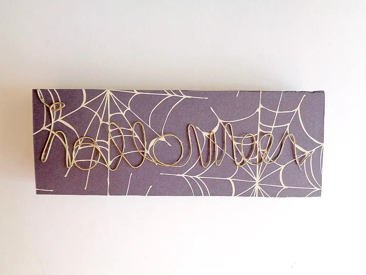 Halloween Wire Word Block Art