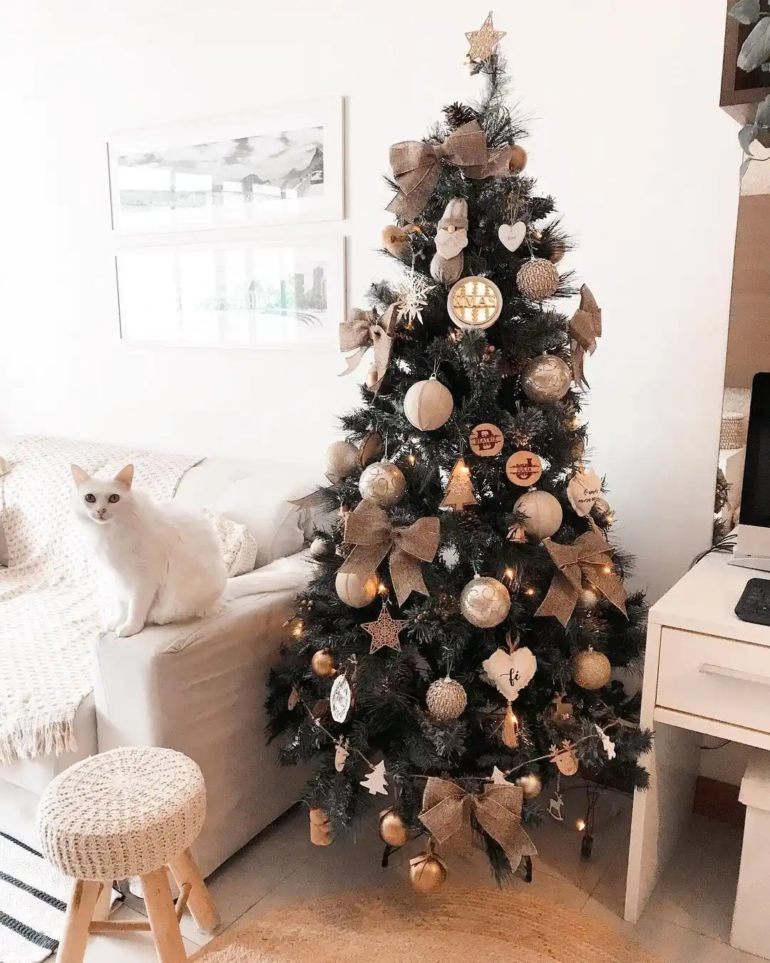 Hang some burlap ornaments