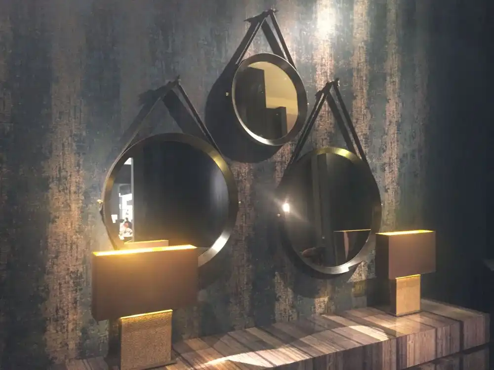 Hanging round mirrors to decorate the walls