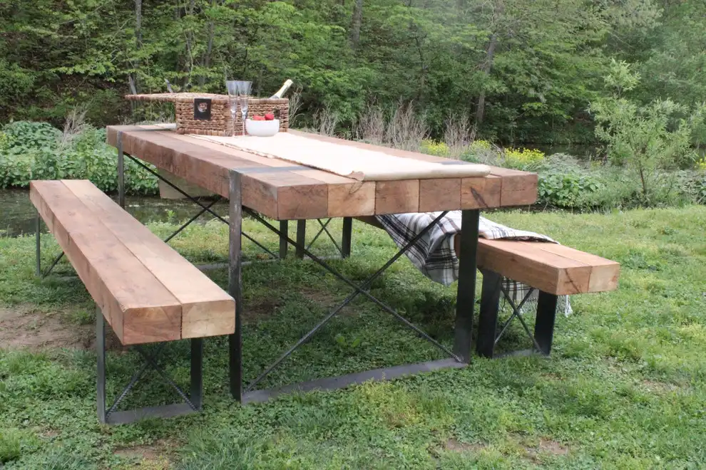 Harvest Picnics and Outdoor Dining