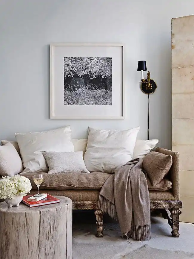 Hector Romeo living room design