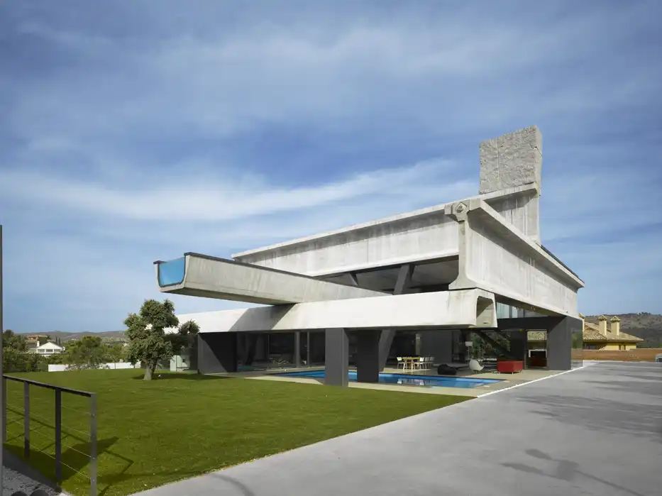 Hemeroscopium House Concrete Deesign