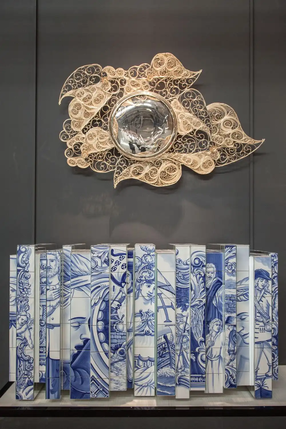 Herritage sideboard an d Filigree mirror