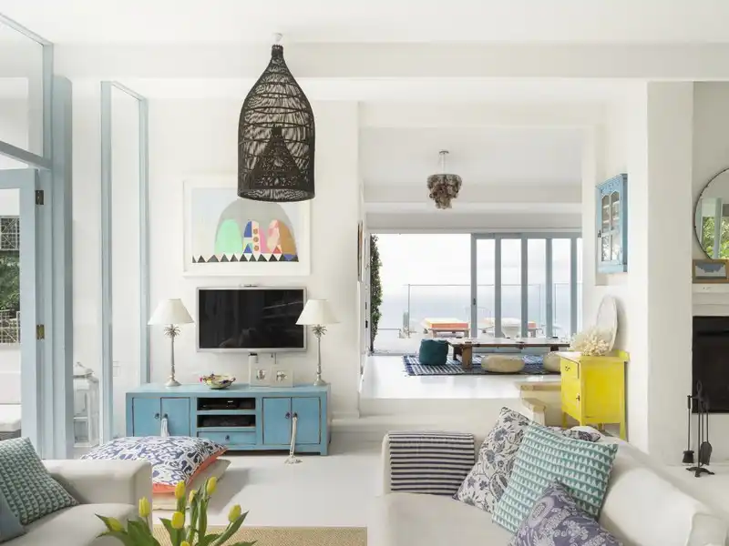 Holiday house living room design