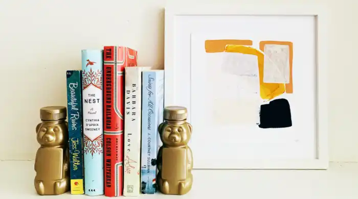 Honey Bear Bookends