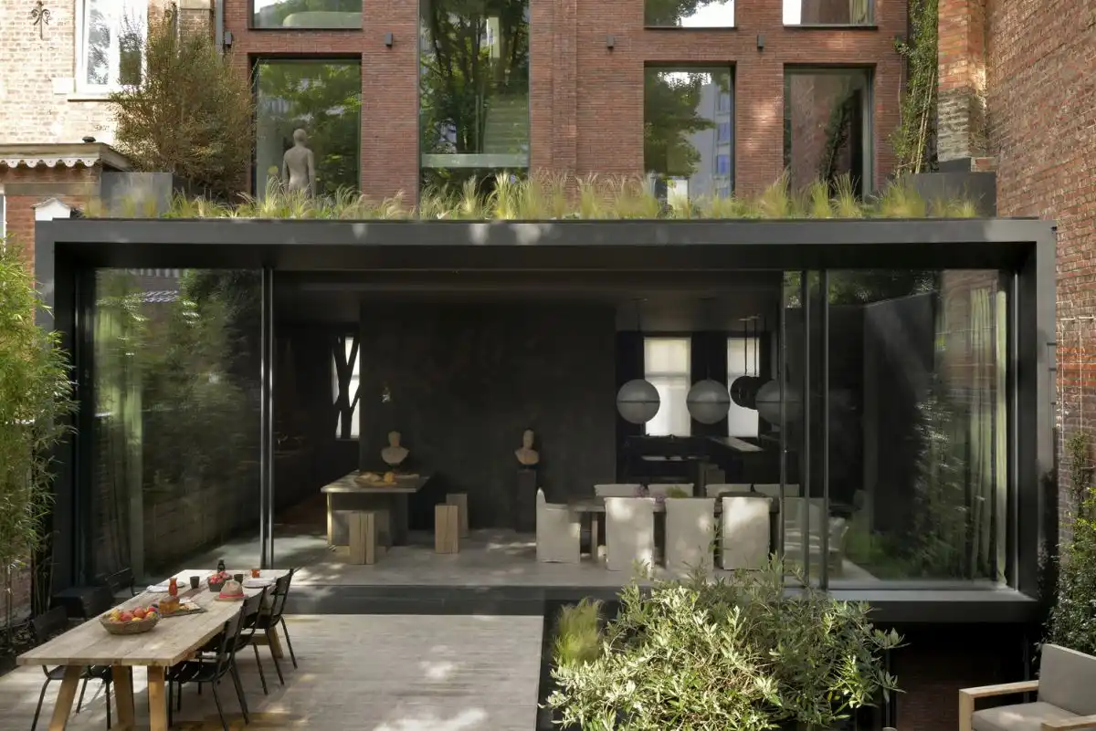 House WW extension by K2A