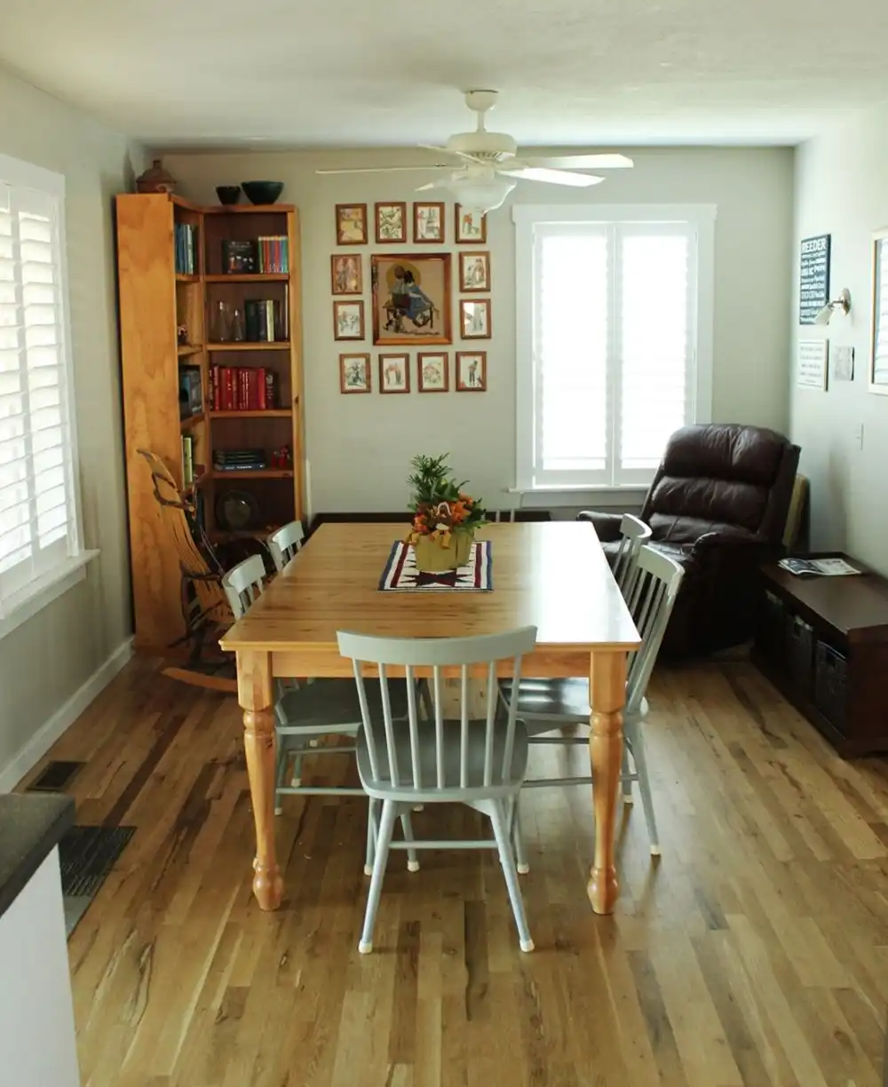 How to Decorate a Multi-Purpose Dining Room