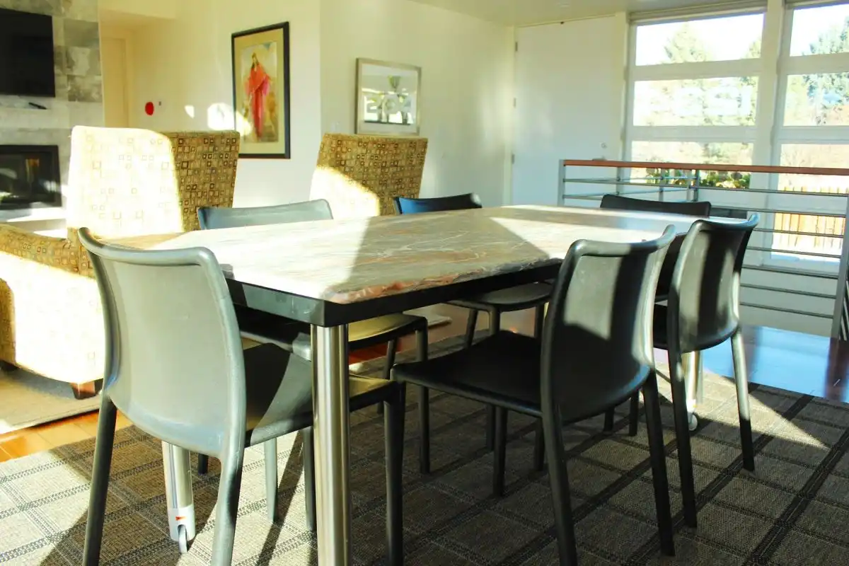 How to Decorate an Open Concept Dining Room
