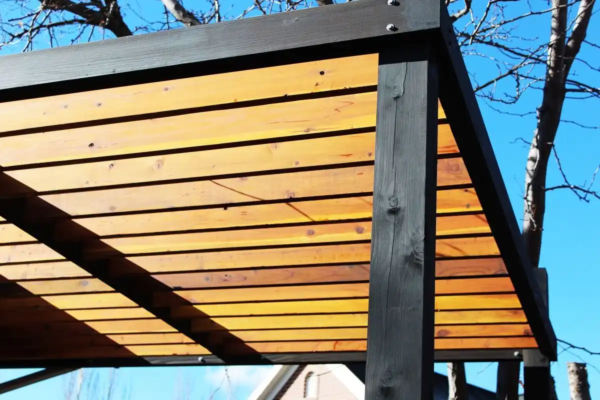 How to Install Modern Pergola Rafters Without Brackets - metal brackets