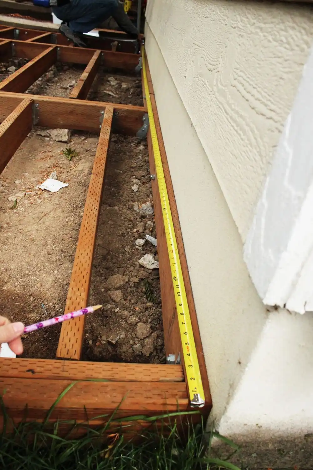 How to Install a Redwood Deck Floor 4