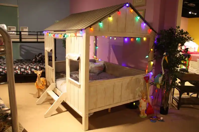 Ideal front porch experience for kids decor