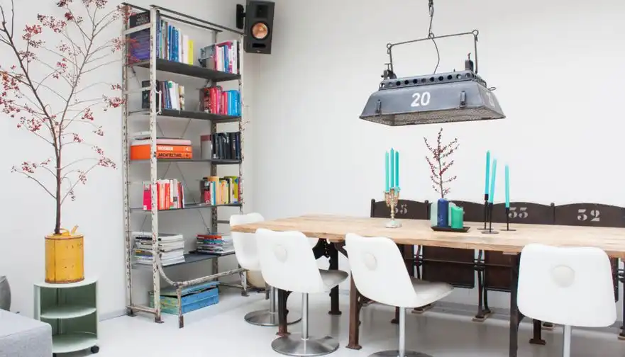 Industrial storage space for dining area