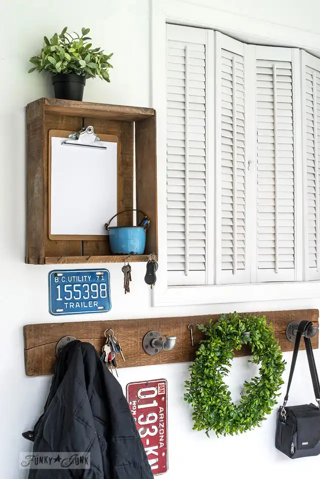 Industrial wall hanging basket