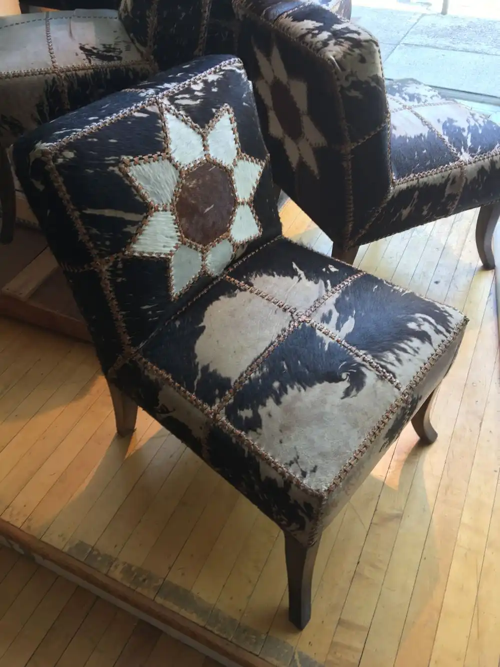 Introduce a tribal pattern design
