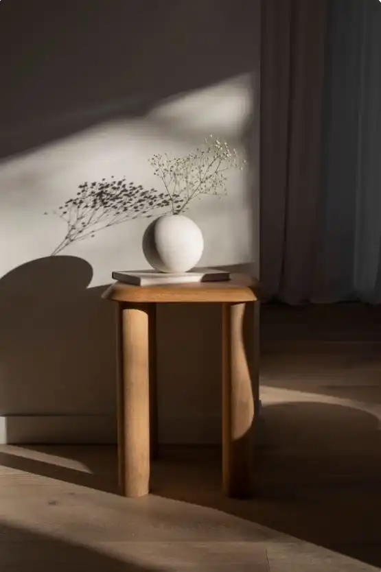 Minimalist Side Table Ideas to Spruce up Your Decor