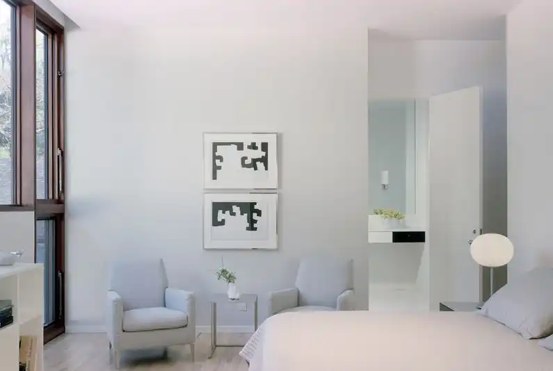 Monochromatic Style in the Bedroom: One Color, Many Meanings