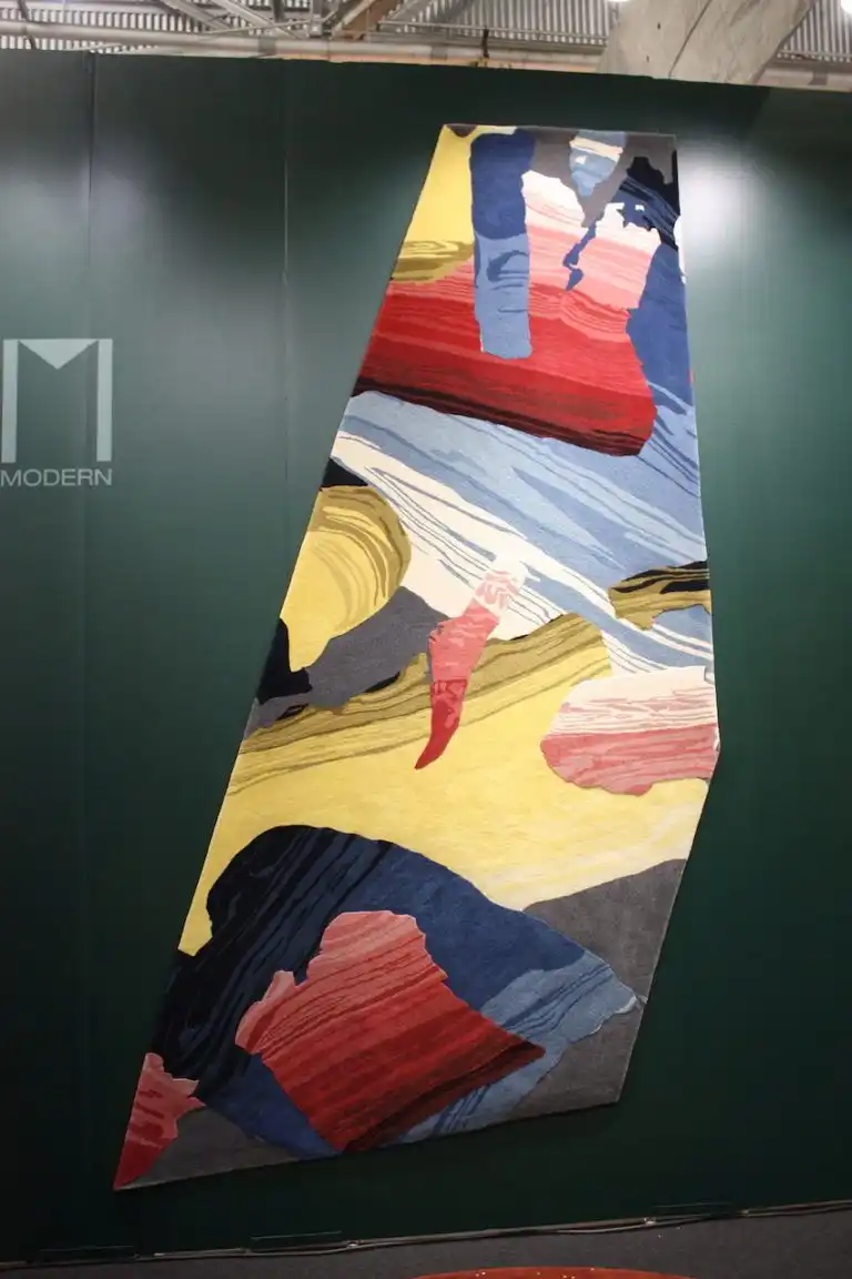 Kinder Modern rug primary colors