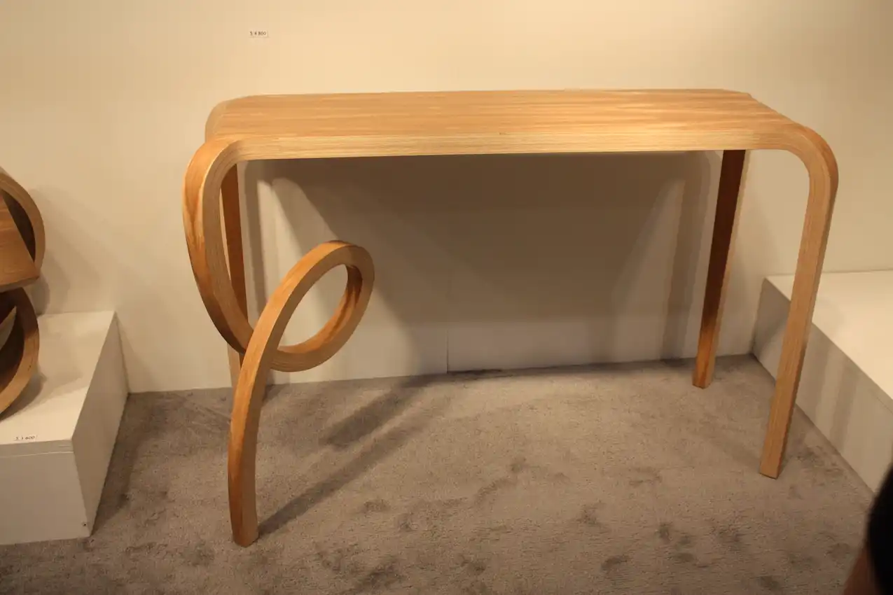 Kino Guerin large console