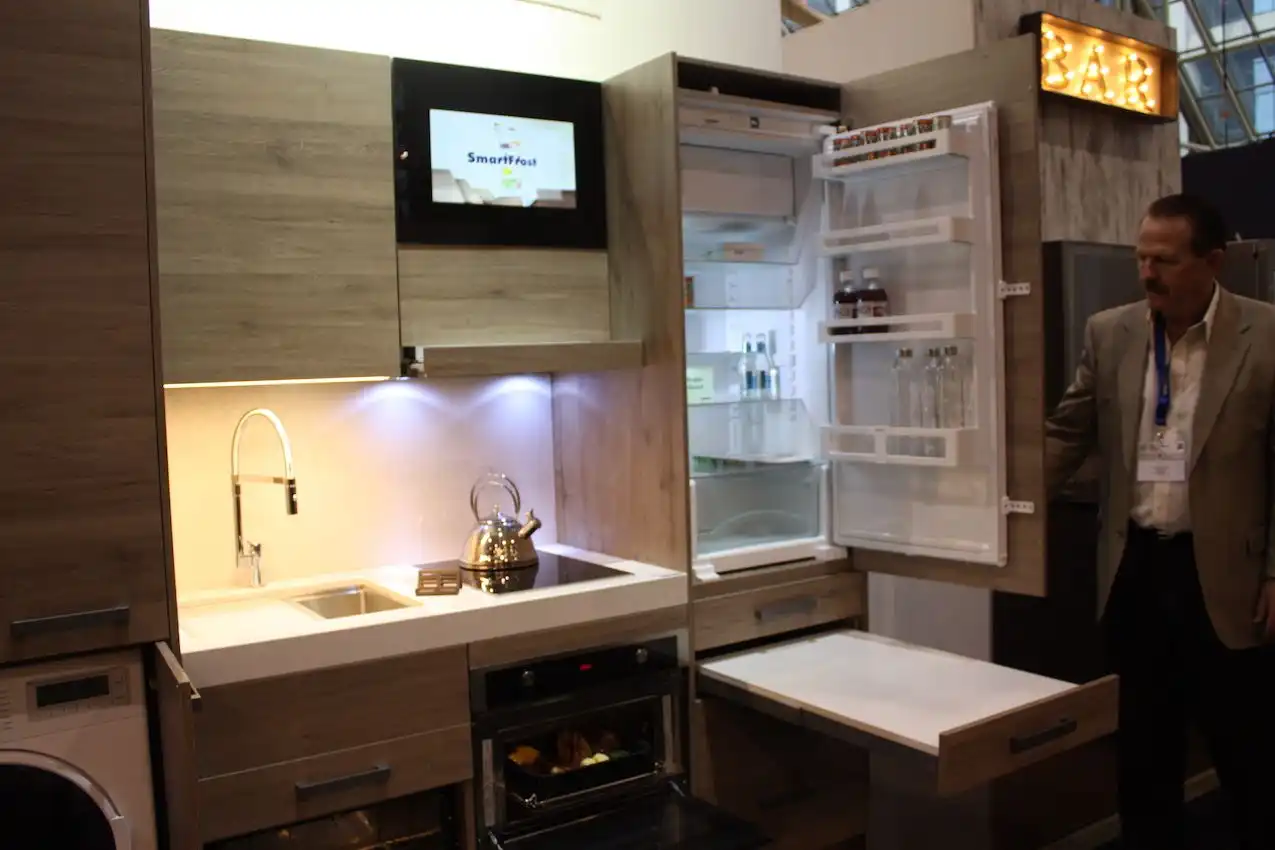 Kitchen compact design