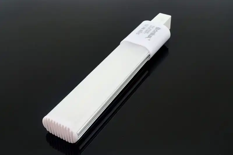 LED Fluorescent Retrofit Lamp
