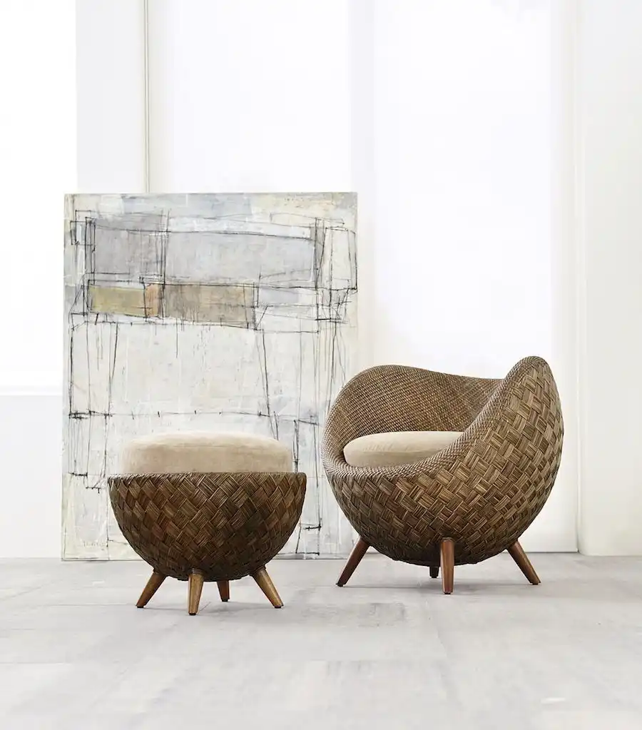 La Luna Chair Ottoman Setting