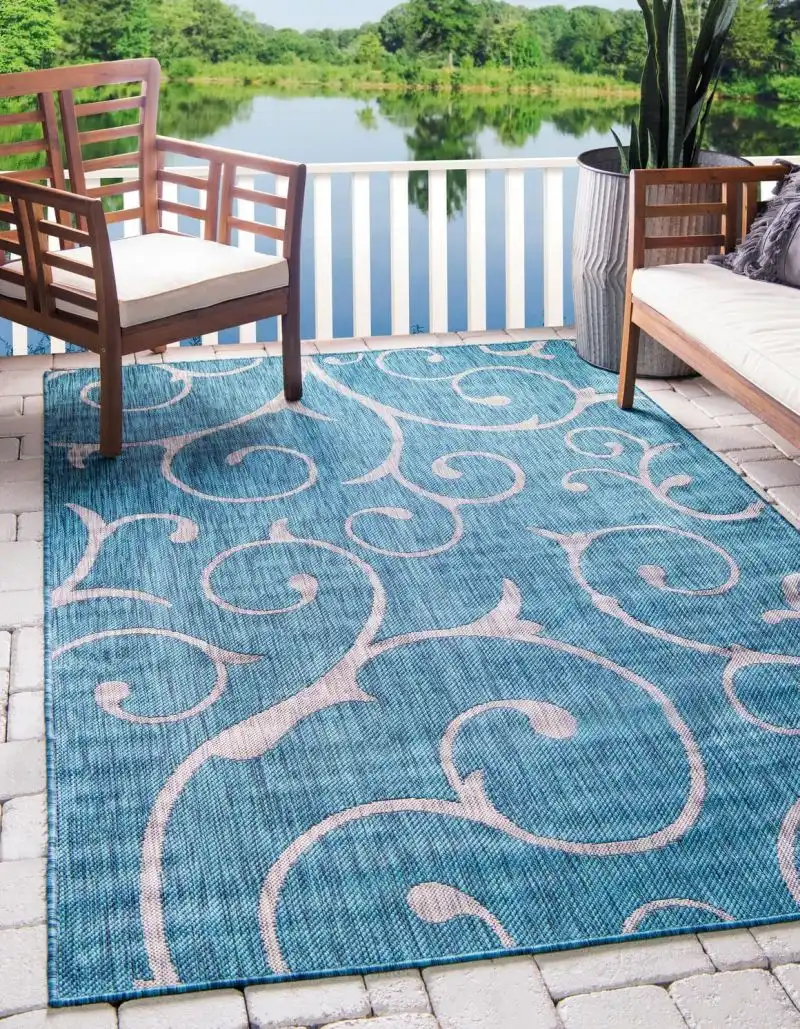 Lake view porch with blue carpet