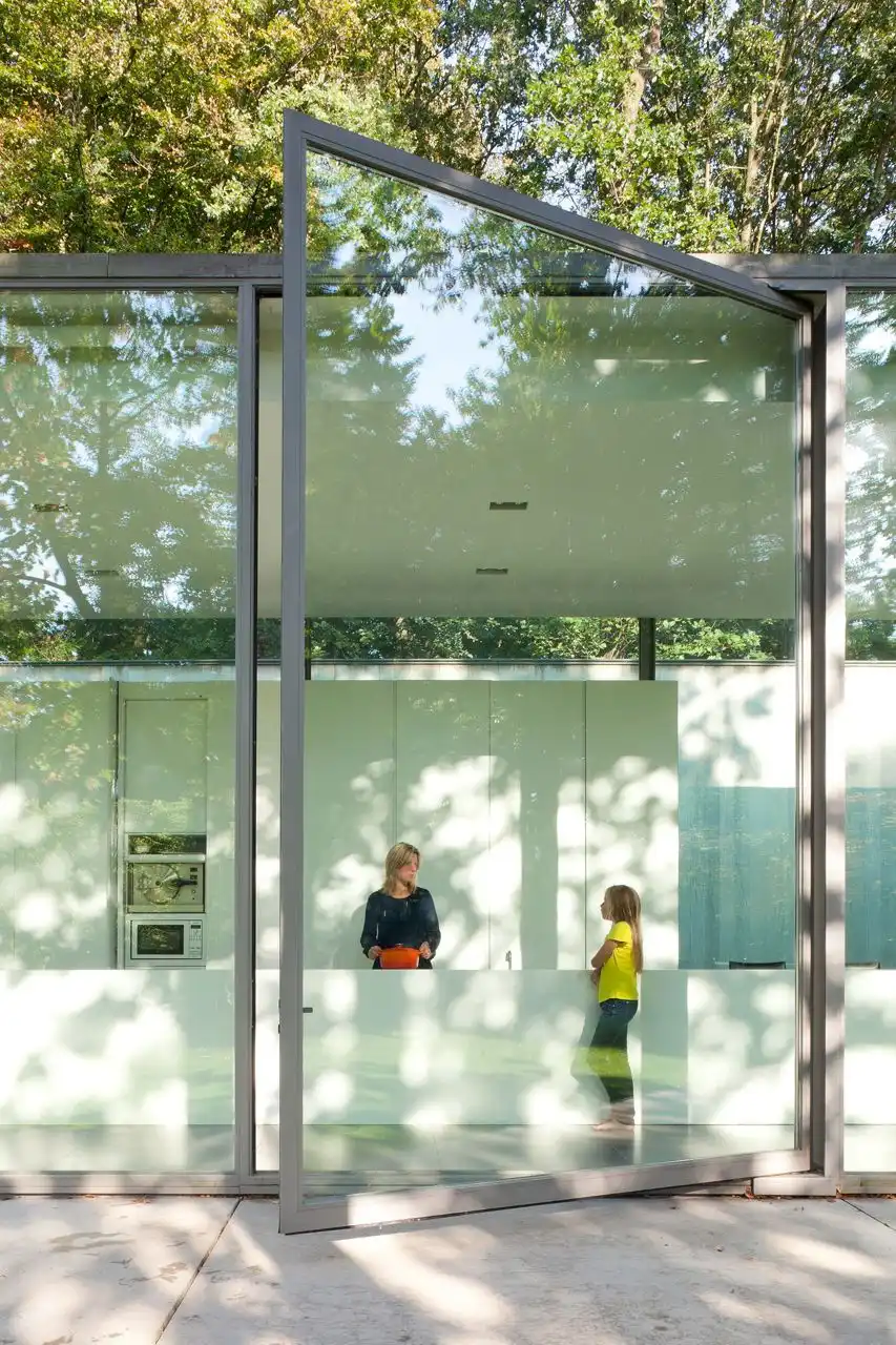 Front Entry Doors That Make A Strong First Impression