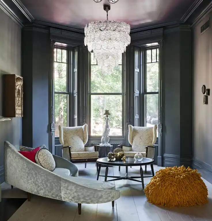 Large bay windows in living room