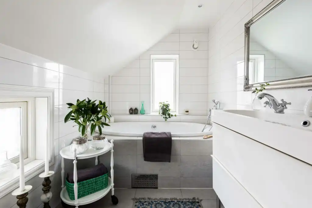 Large subway tiles 1024x684