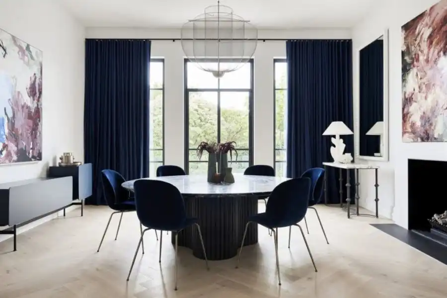 Larritt Evans Barnard dining room