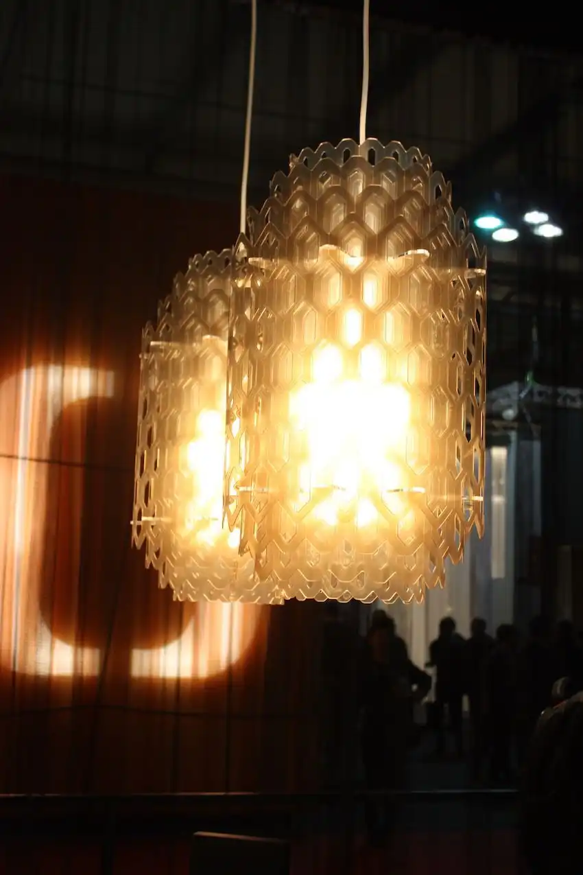 Layers of honeycomb-shaped material give these kitchen pendant lights an otherworldly glow. The fixtures were featured in the Leicht booth.
