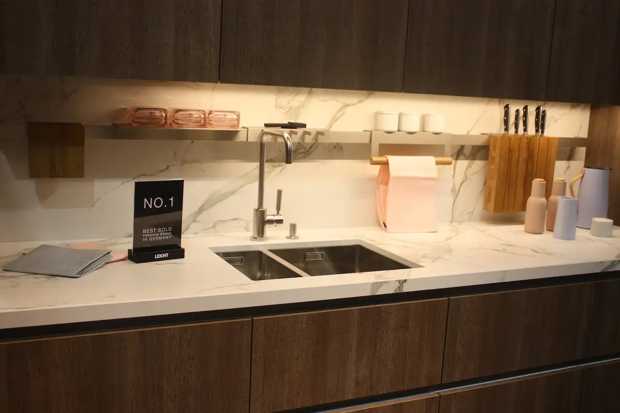 Leicht modula component backsplash