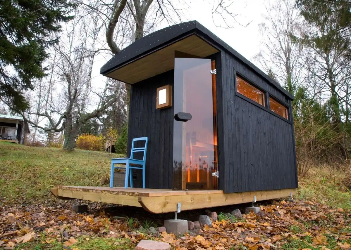 Little sauna design into the middle of forest modern