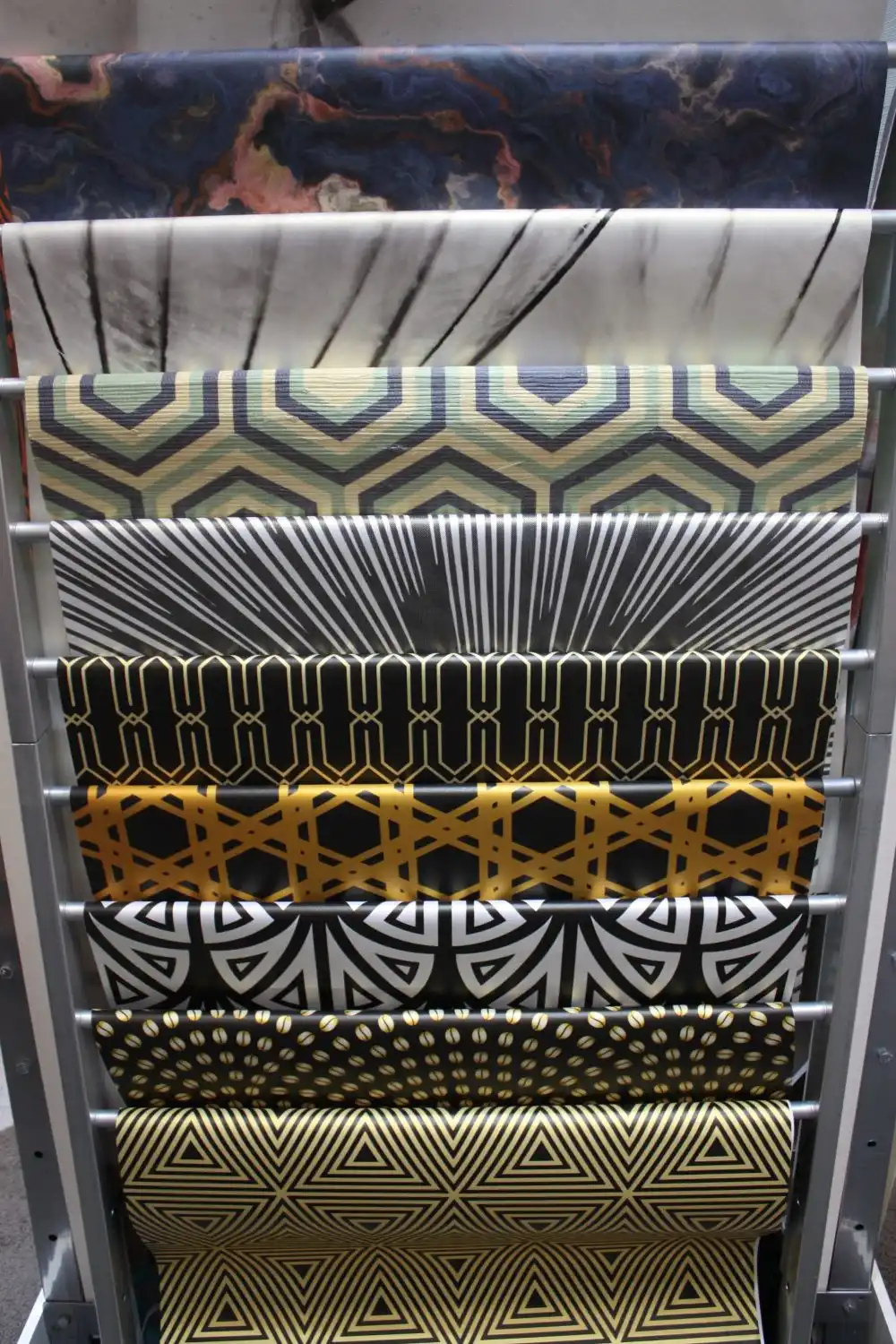 Lookwalls Art Deco collection is dramatic and sophisticated.