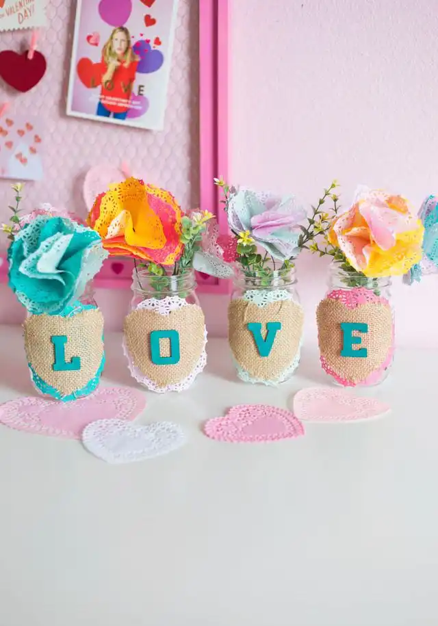 Valentine’s Day Mason Jar crafts