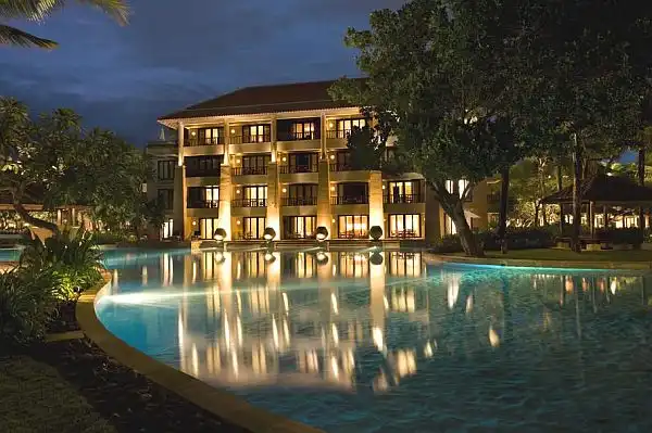 Luxury Conrad Bali7