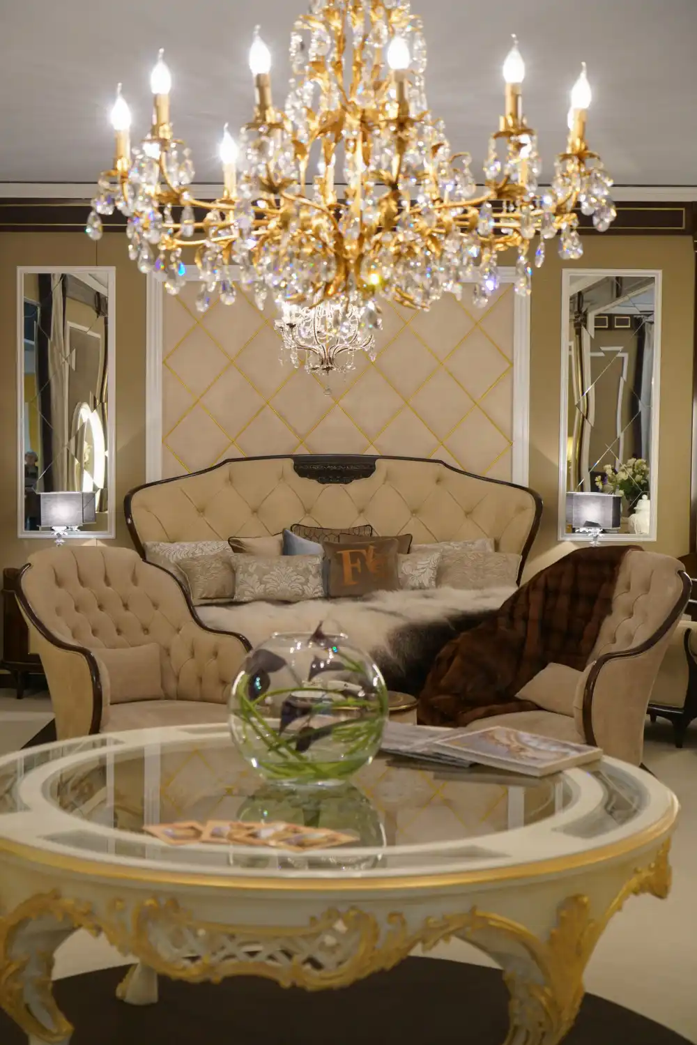Big and eye-catching focal points with large luxury lighting fixtures