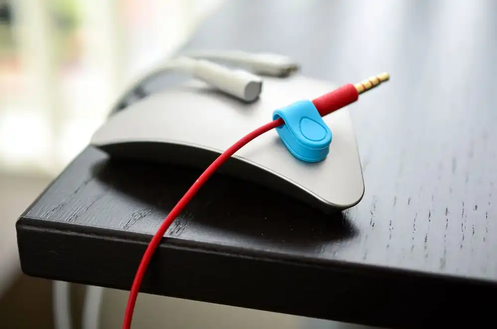 Simple Cord Management Solutions That Can Make Life Easier