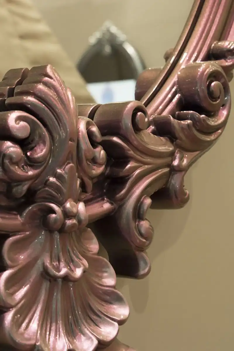 Magical mirror closer Design