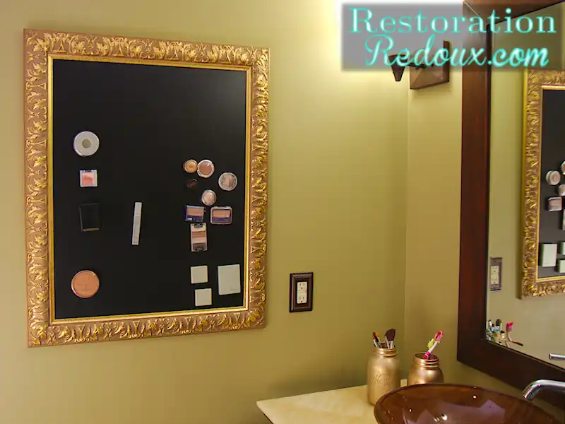 Magnetic makeup organizer