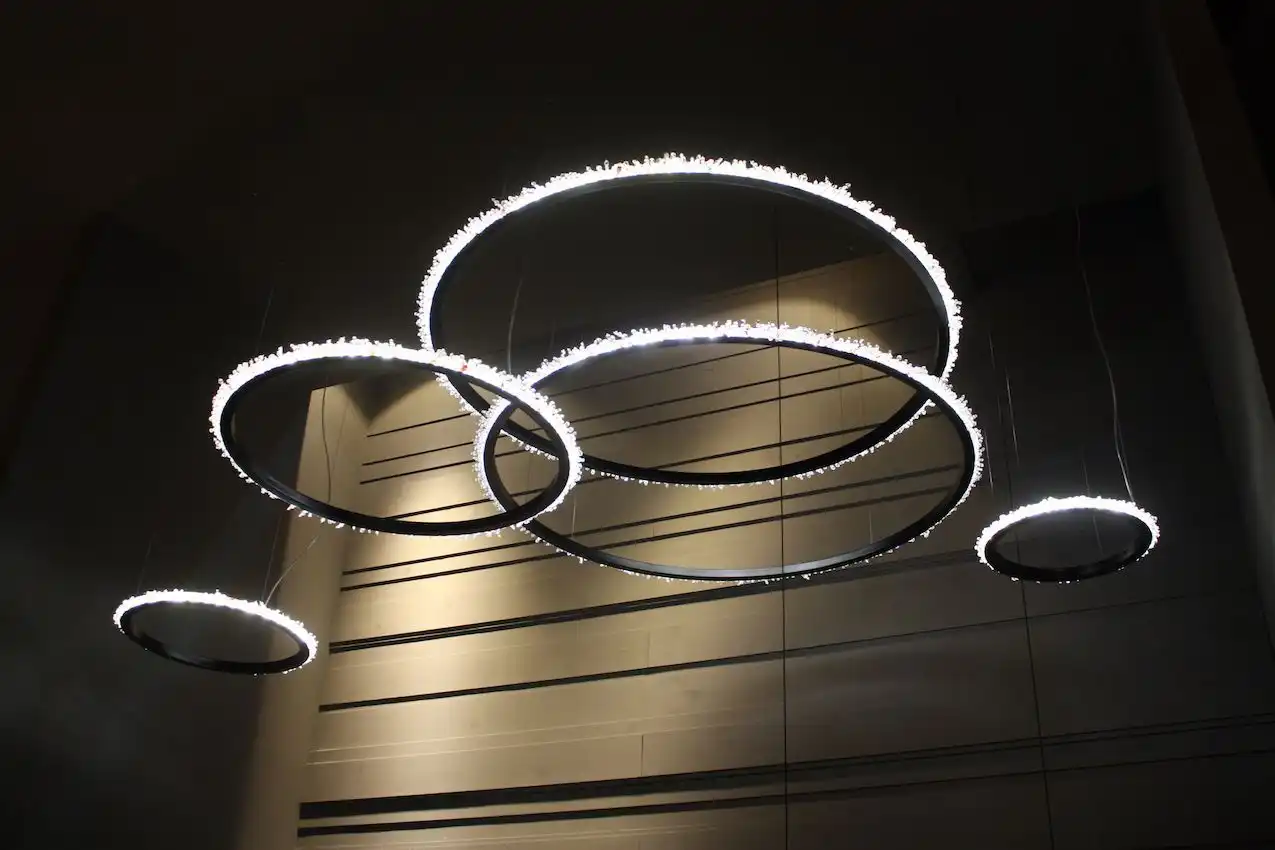 Manooi ring lights to hang like chandeliers