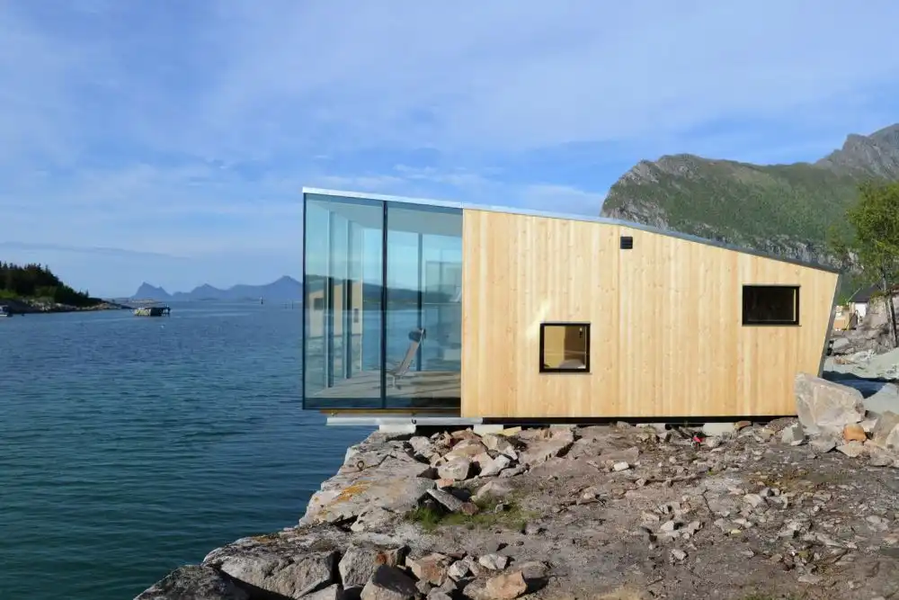 Manshausen Island Resort prefab Stinessen Arkitektur glass walls