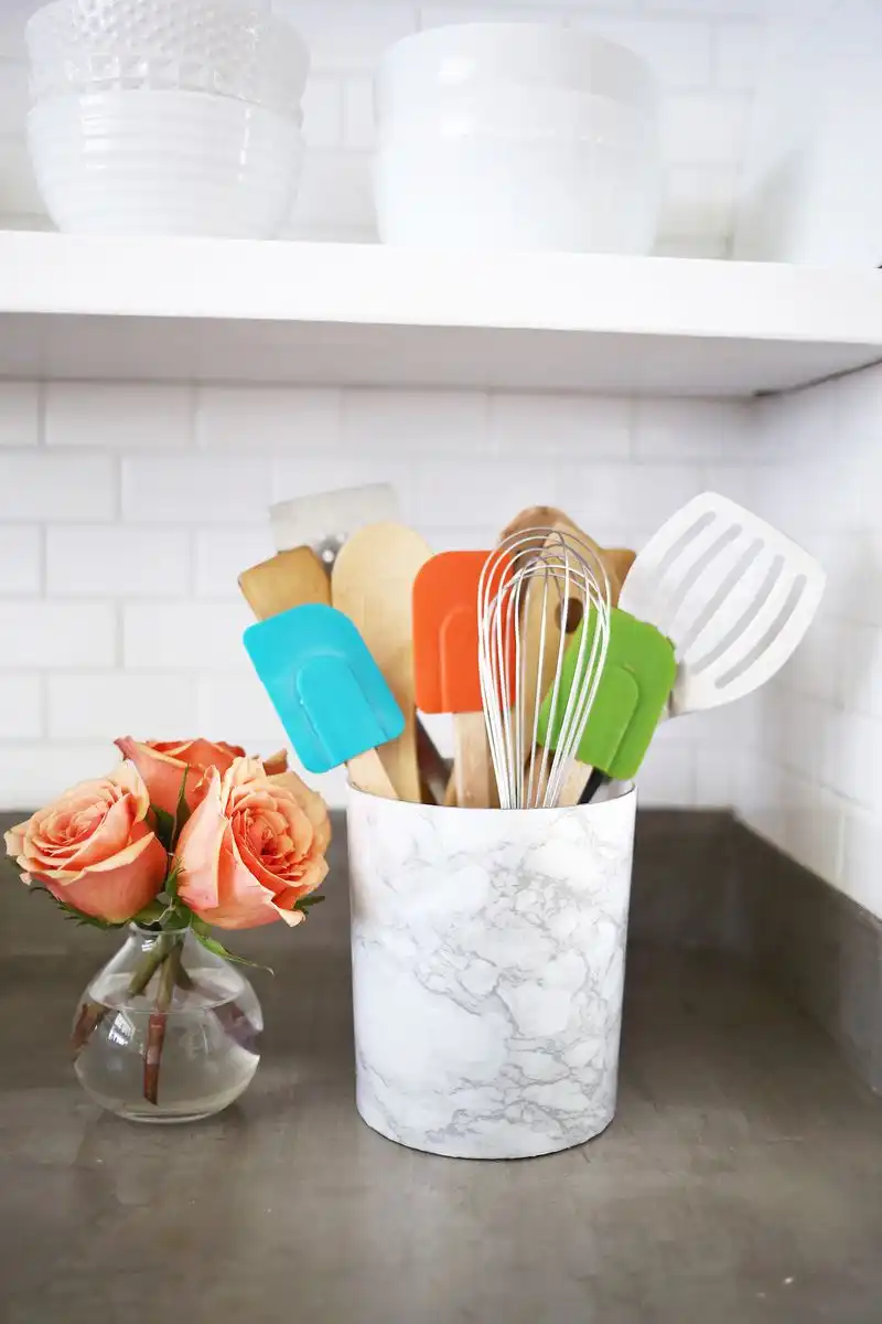 Marble utensil holder diy