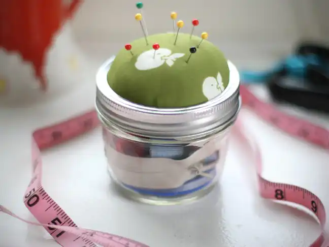 Mason jar sewing kit