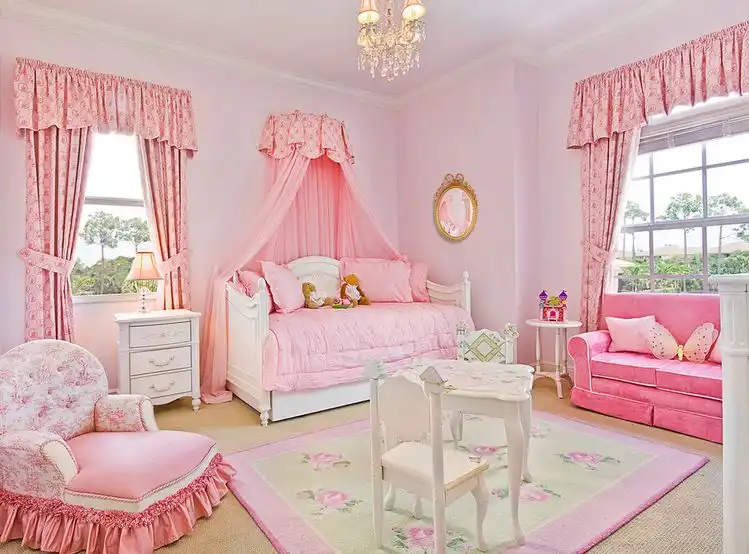 Match the canopy to the curtains