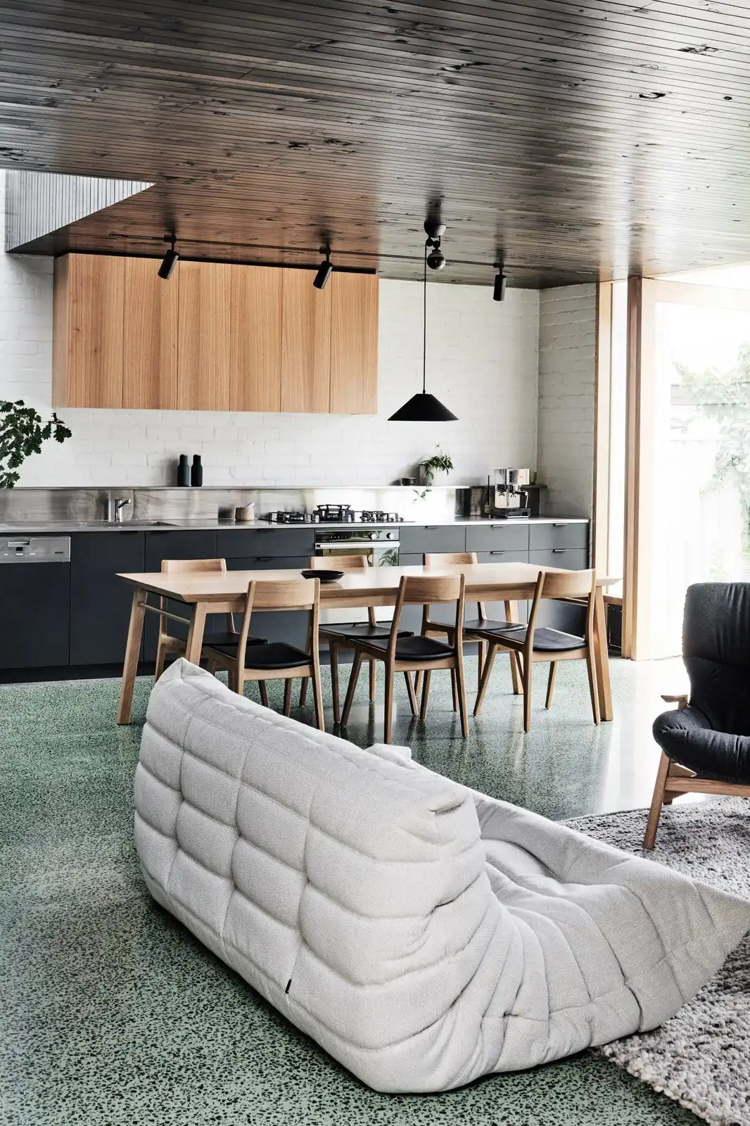 Melbourd open space kitchen featuring a terrazzo floor