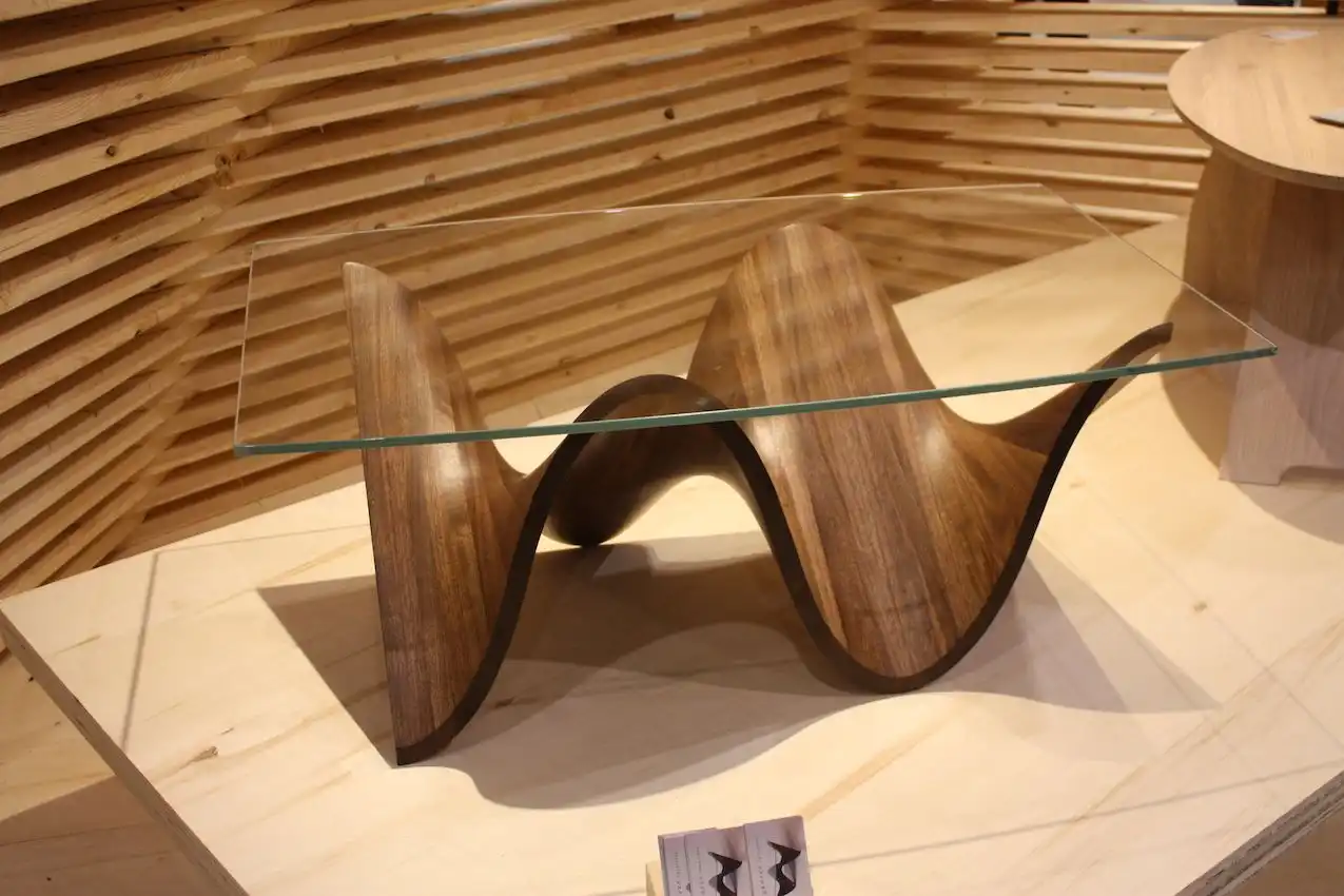 Merganzer Furniture Coffee table with Glass on Top
