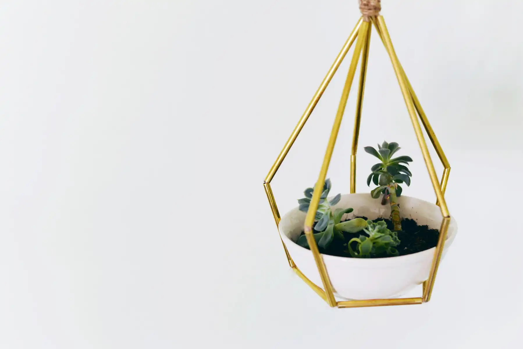 Metal Tubing Hanging