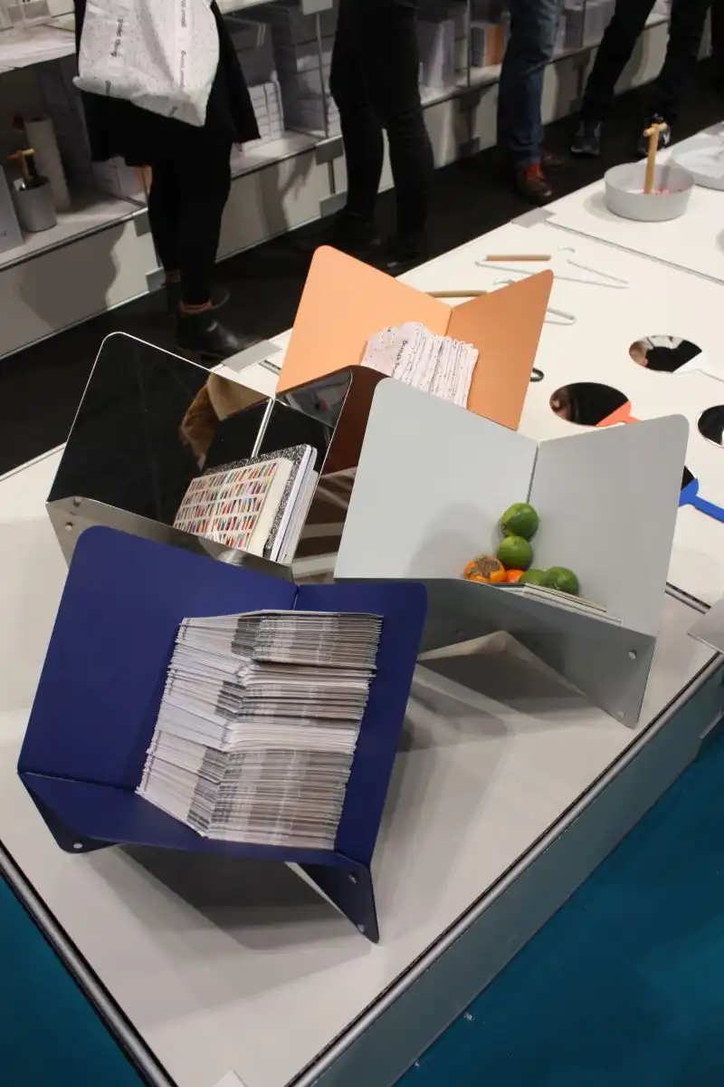Metalic magazine racks